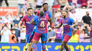 在很多游泳 在很多游泳